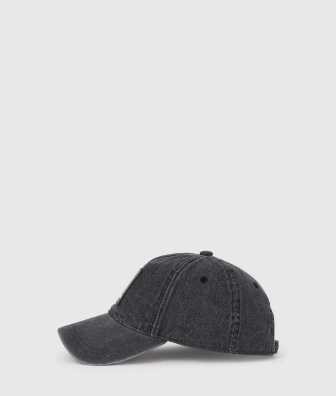 Box-logolla varustettu denim-lippalakki