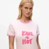 Eksklusiivinen ”Karl is hot” -T-paita Eksklusiivinen ”Karl is hot” -T-paita