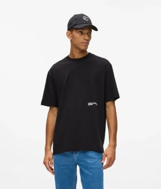 Graffiti Monogram -T-paita