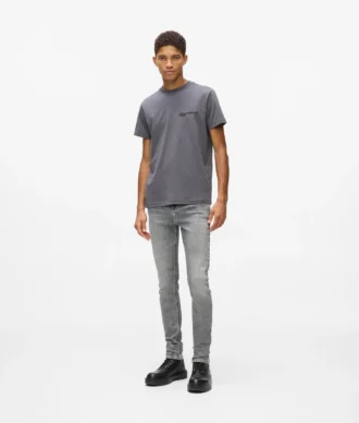 Haalistuneet skinny-farkut