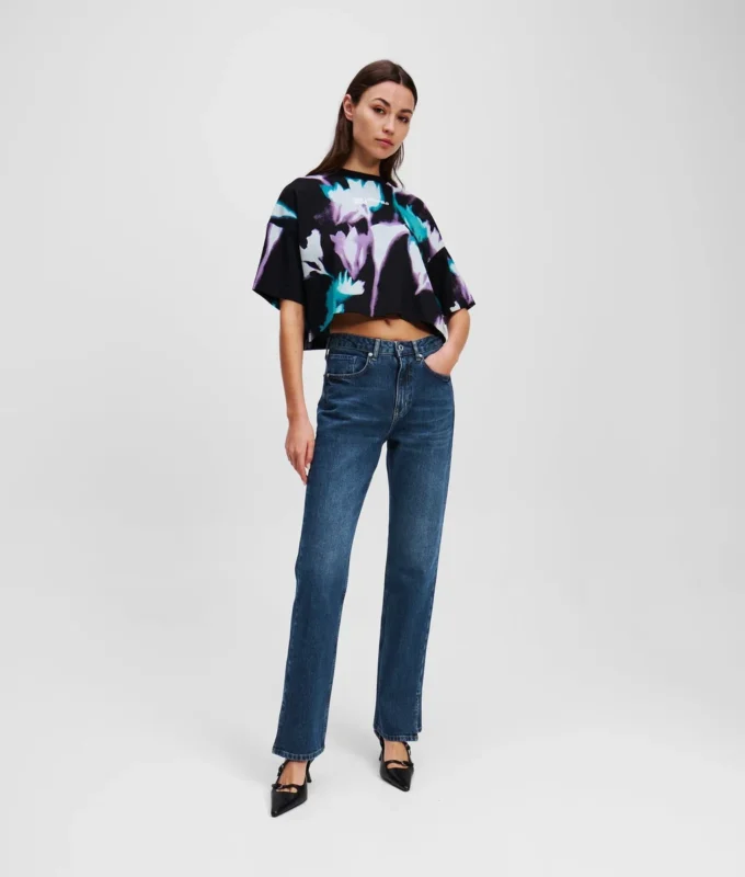 HIGH-RISE STRAIGHT JEANS