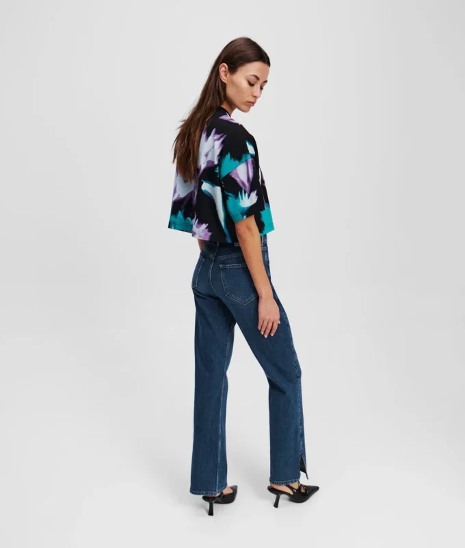 HIGH-RISE STRAIGHT JEANS