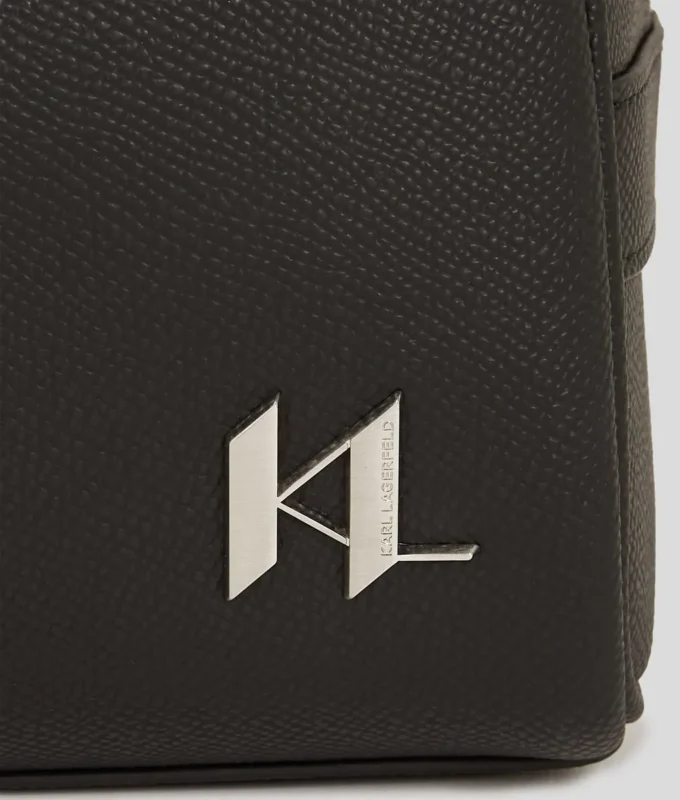 K/MONOGRAM-NAHKAINEN PESULAUKKU