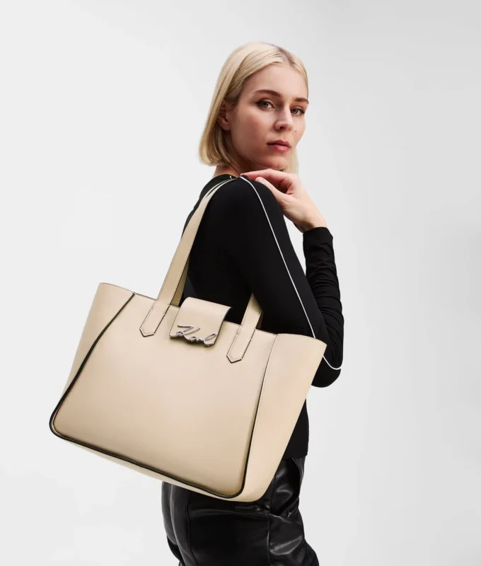 K/SIGNATURE MEDIUM TOTE BAG K/SIGNATURE MEDIUM TOTE BAG