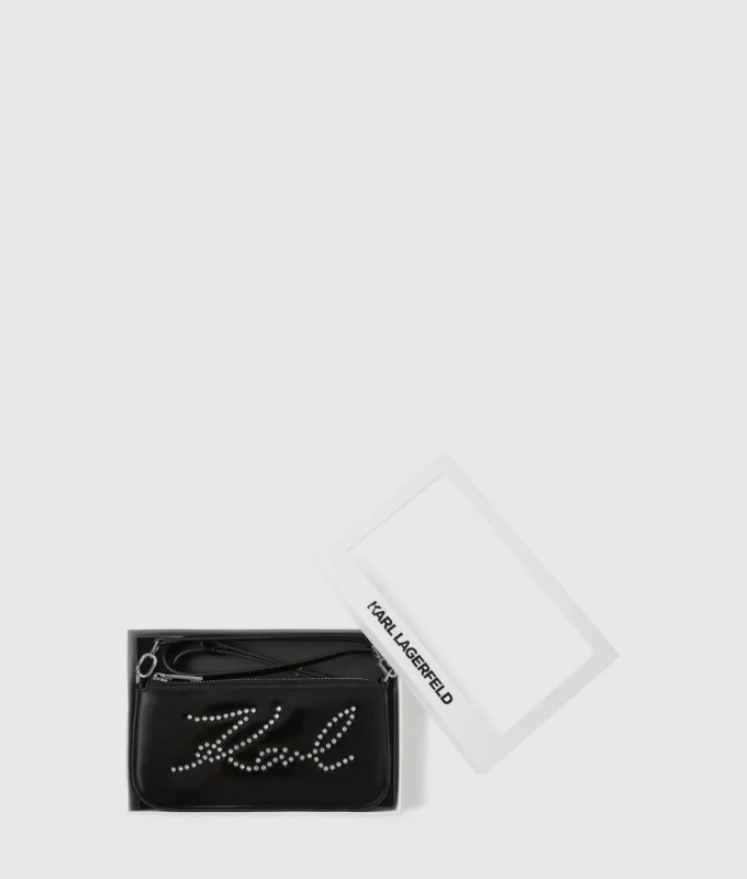 K/Signature-niittien koristama olkalaukku K/Signature-niittien koristama olkalaukku