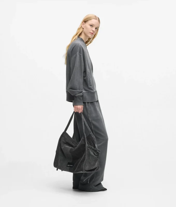 Kaksivärinen denim-ostoskassi Kaksivärinen denim-ostoskassi