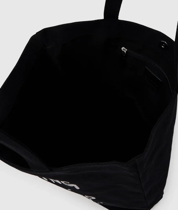Karl-lainaus-shopper Karl-lainaus-shopper