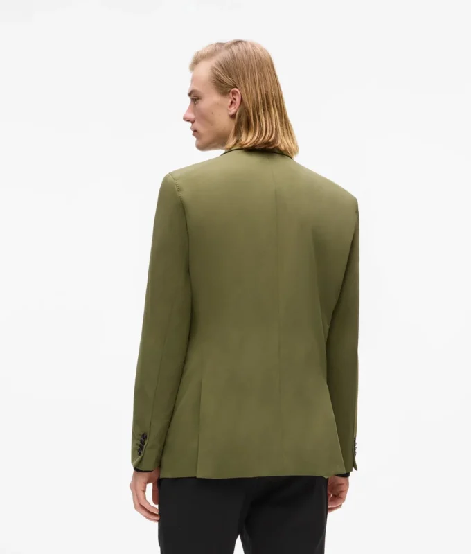 Klassinen räätälöity bleiseri Klassinen räätälöity bleiseri