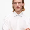 Klassinen valkoinen paita Klassinen valkoinen paita