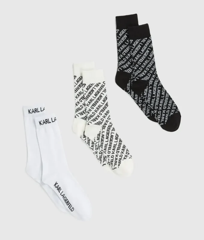 Koko pinnan peittävät logosukat – 3 paria Koko pinnan peittävät logosukat – 3 paria