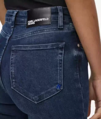 Korkeavyötäröiset skinny-farkut