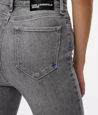 Korkeavyötäröiset skinny-farkut