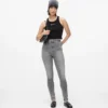 Korkeavyötäröiset skinny-farkut Korkeavyötäröiset skinny-farkut