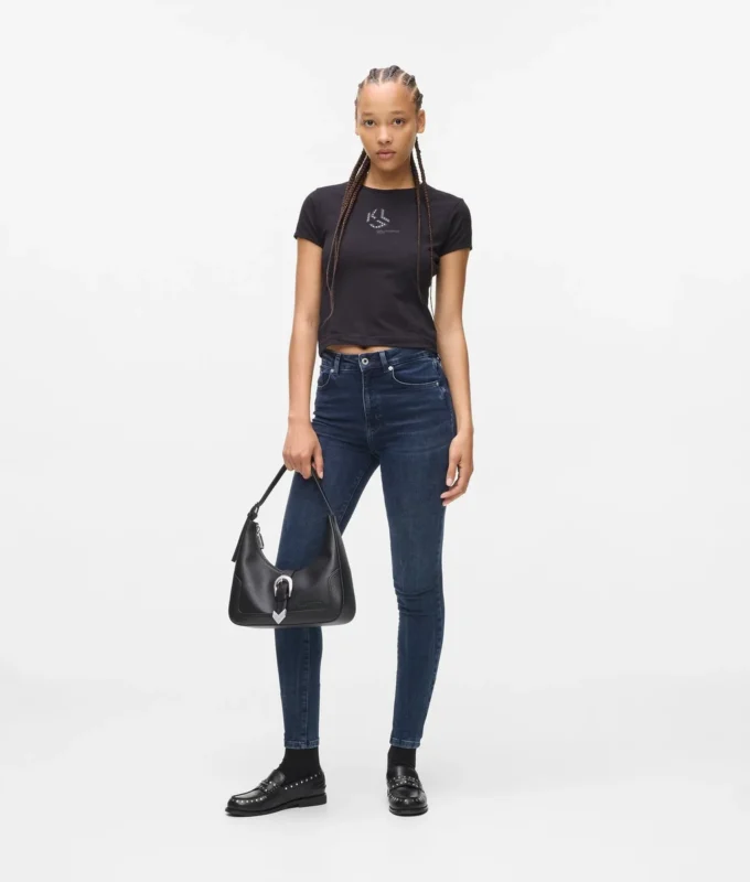 Korkeavyötäröiset skinny-farkut Korkeavyötäröiset skinny-farkut