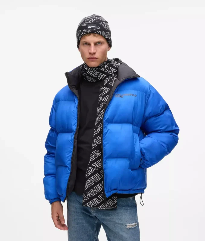 Logohuivi ja pipo lahjasetissä Logohuivi ja pipo lahjasetissä