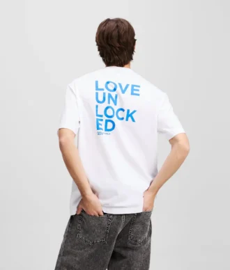 LOVE UNLOCKED T-PAITA