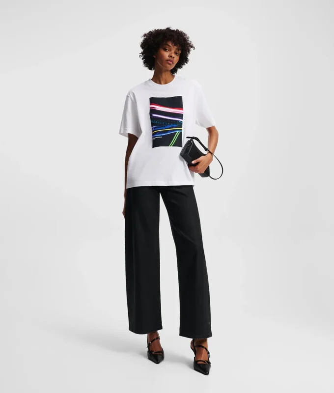 LOVE UNLOCKED T-PAITA LOVE UNLOCKED T-PAITA