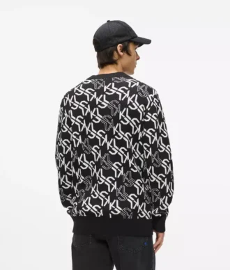 Monogram-neule