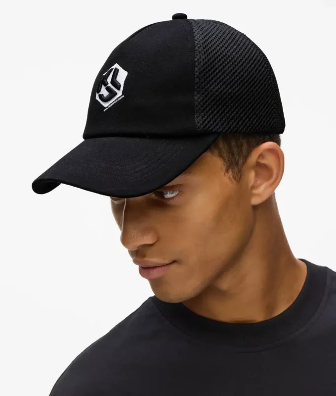 Monogram-trucker-lippalakki