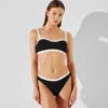 MONOKROMINEN BANDEAU-BIKININ YLÄOSA MONOKROMINEN BANDEAU-BIKININ YLÄOSA