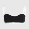 MONOKROMINEN BANDEAU-BIKININ YLÄOSA MONOKROMINEN BANDEAU-BIKININ YLÄOSA