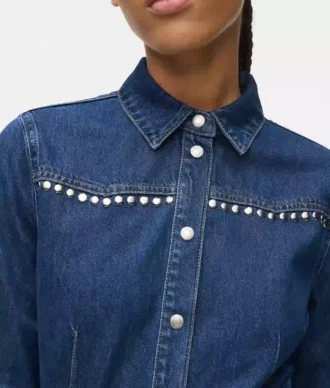 Nastoitettu denim-mekko