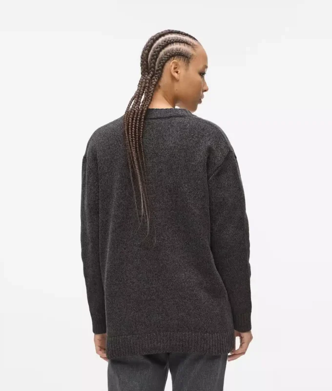Oversized-neuletakki Oversized-neuletakki