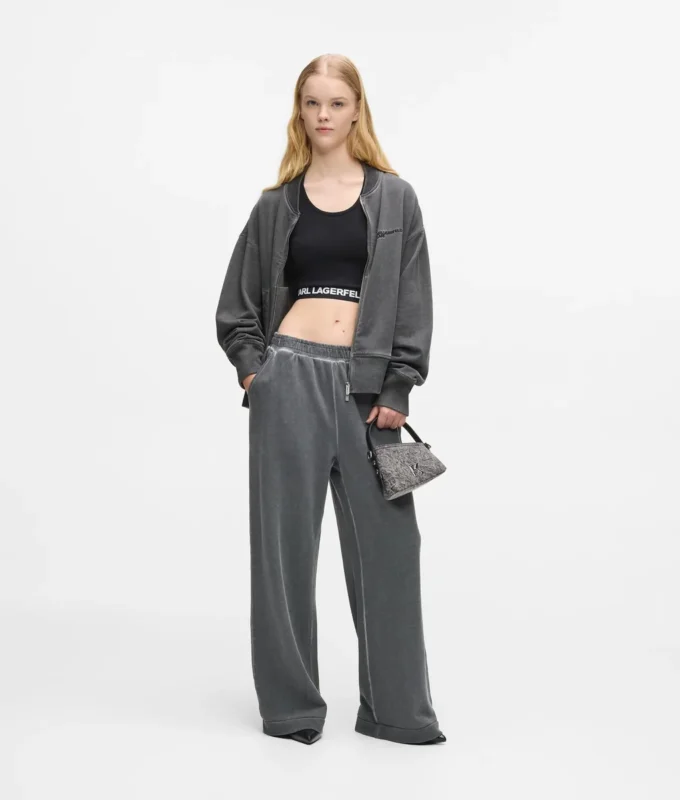 Pesty vetoketjullinen bomber-huppari Pesty vetoketjullinen bomber-huppari