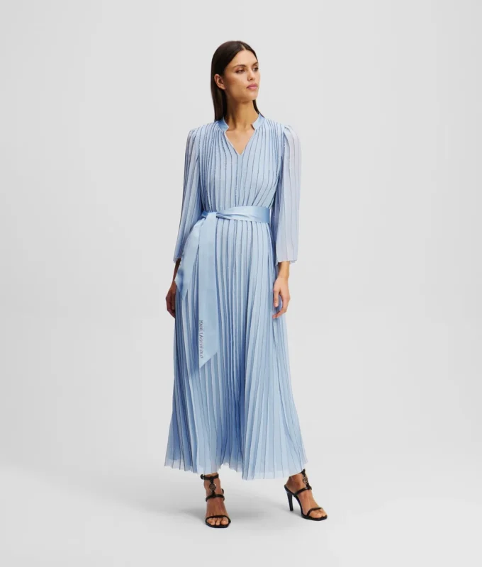 PLISSOITU MAXI-MEKKO