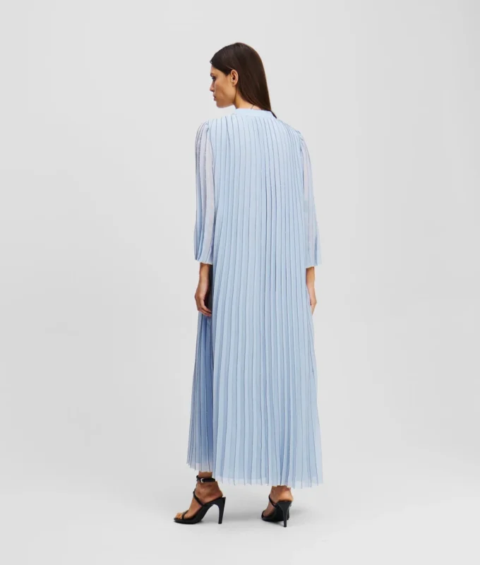 PLISSOITU MAXI-MEKKO