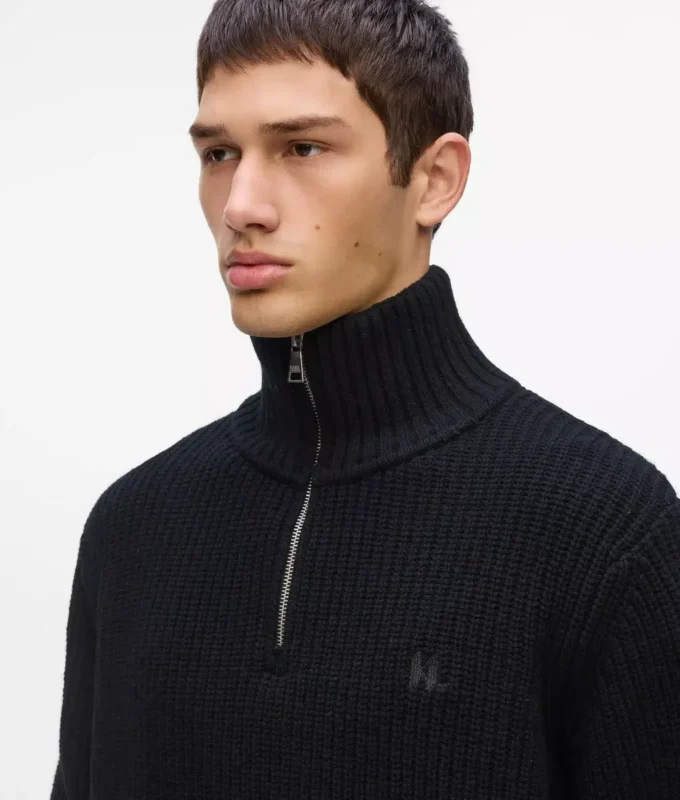 Puolivetoketjullinen turtleneck-villapaita Puolivetoketjullinen turtleneck-villapaita
