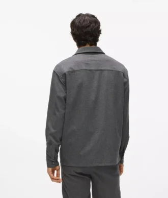 Rintataskuinen overshirt