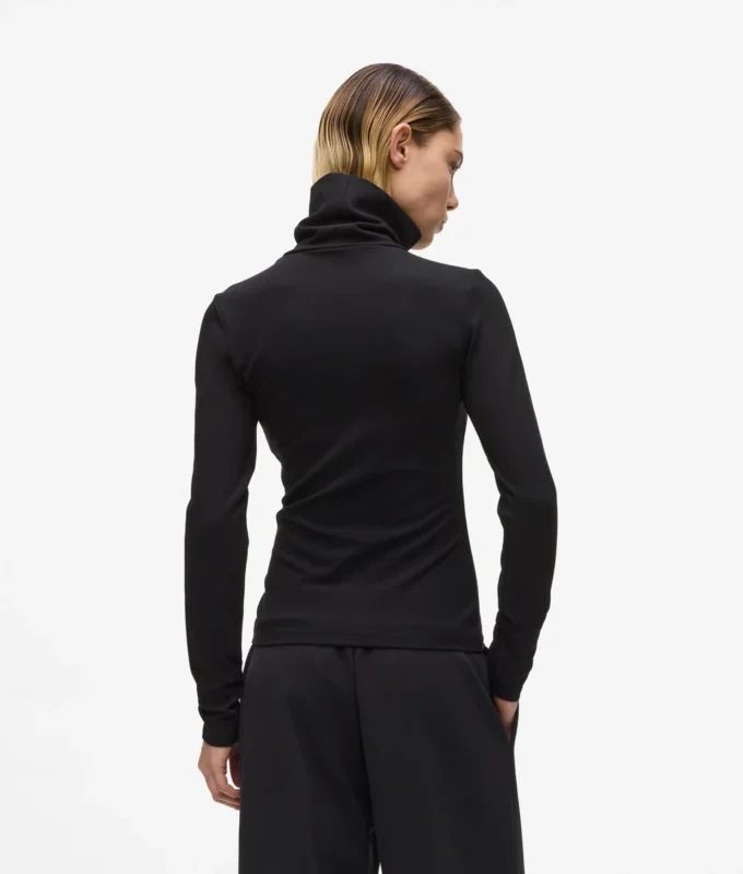 Rollneck-paita Rollneck-paita