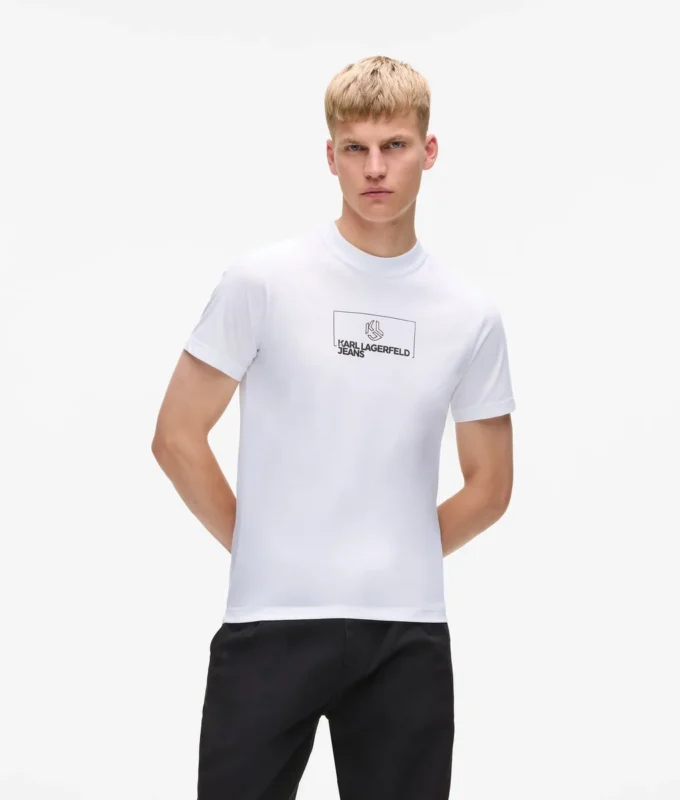Slim-mallinen logopaita Slim-mallinen logopaita