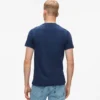 Slim-mallinen logopaita Slim-mallinen logopaita