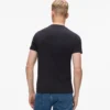 Slim-mallinen logopaita Slim-mallinen logopaita