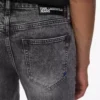 Slim-malliset farkut Slim-malliset farkut