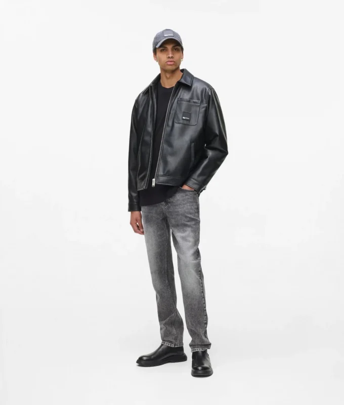 Slim-malliset farkut Slim-malliset farkut