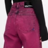 Spray paint mom jeans Spray paint mom jeans