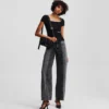 SQUARE-NECK T-PAITA SQUARE-NECK T-PAITA