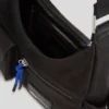 UTILITY-PINNOITETTU DENIM-OLKALUKKO UTILITY-PINNOITETTU DENIM-OLKALUKKO