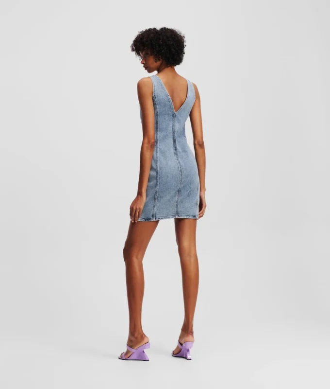 V-KAULAINEN DENIM-MEKKO V-KAULAINEN DENIM-MEKKO