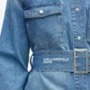 Vyötäröinen denimpaita Vyötäröinen denimpaita
